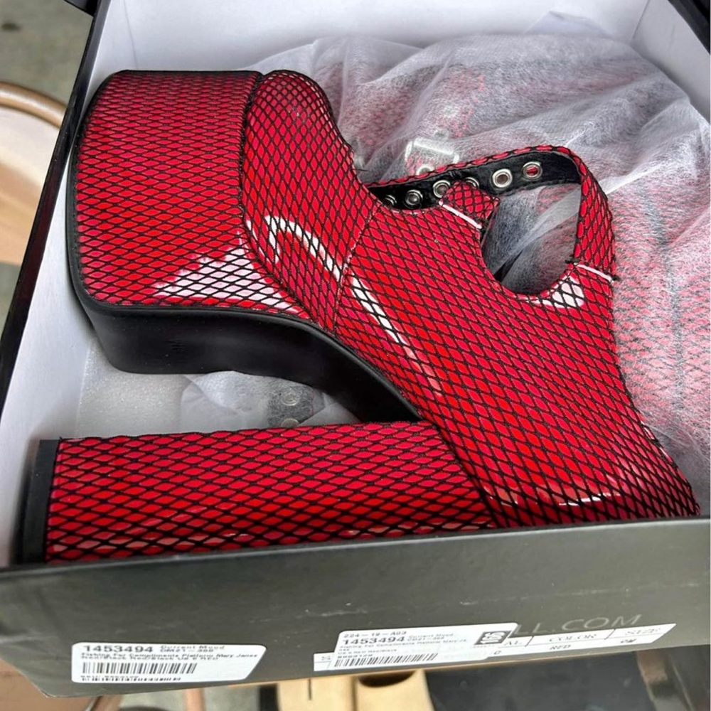 DOLL KILLS FISHING FOR COMPLIMENTS PLATFORM MARY JANES CURRENT MOOD Red … - Picture 2 of 15